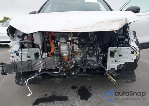 2025 Honda Cr-V Hybrid Sport Touring from USA, damaged, VIN 7FARS6H93SE041089